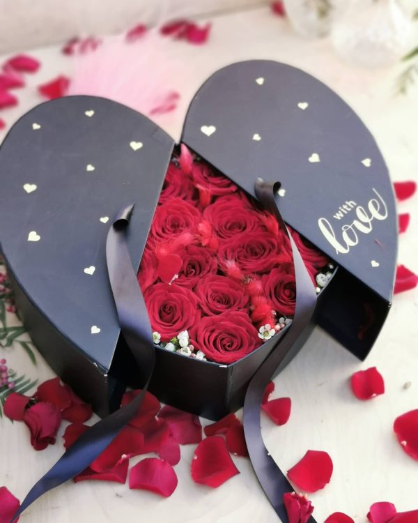 lovebox HEART ΚΑΡΔΙΑ ΤΡΙΑΝΤΑΦΥΛΛΑ KOKKINA www.narkissosflowers.gr ερωτας4