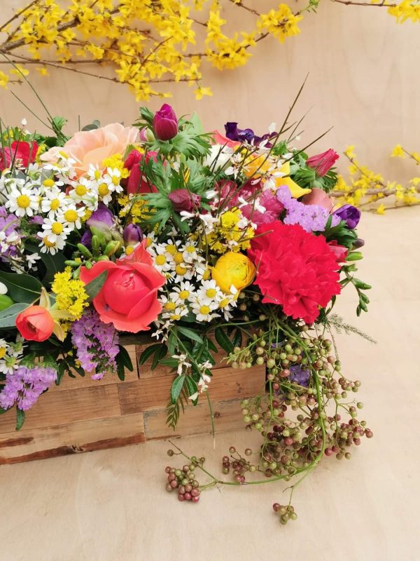 woodbox_flower_kataskevi_anoiksi_louloudia_narkissosflowers14