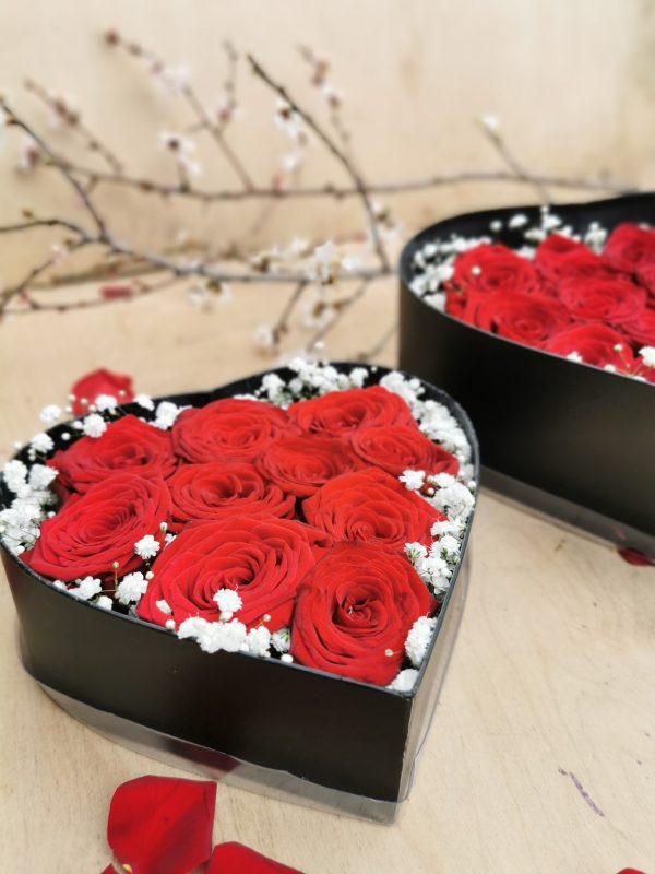 ερωτας λουλουδια love flowebox 600x800 heart 3